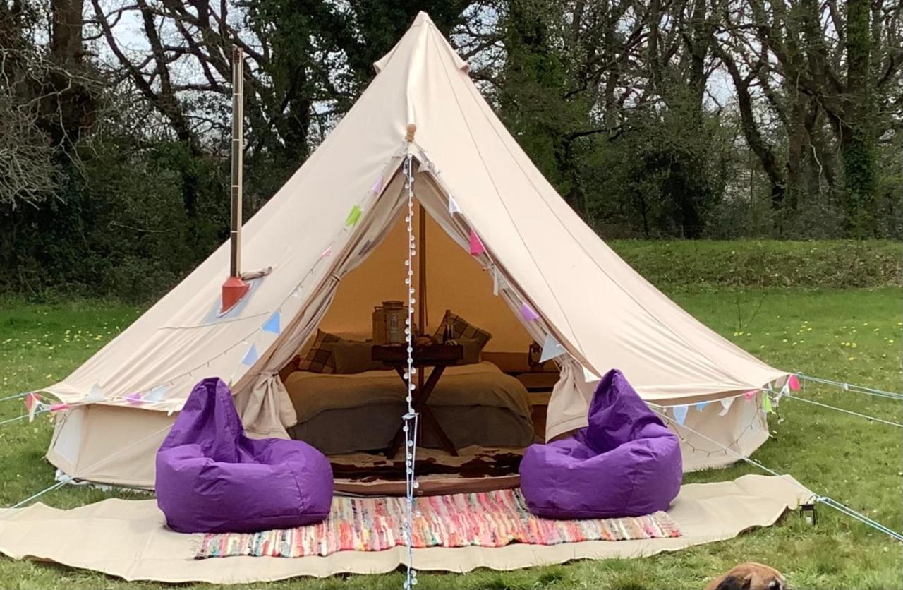 West Holme Glamping Hotel แวร์แรม ภายนอก รูปภาพ
